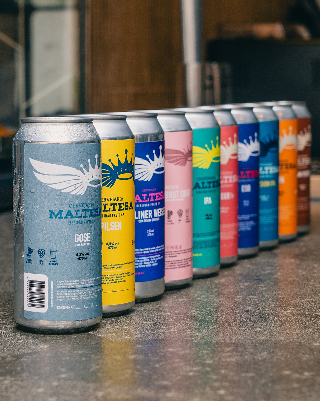 Vista da indústria e rótulos Maltesa